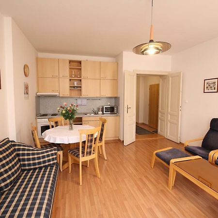 קרלובי וארי Apartman Ondrejska מראה חיצוני תמונה