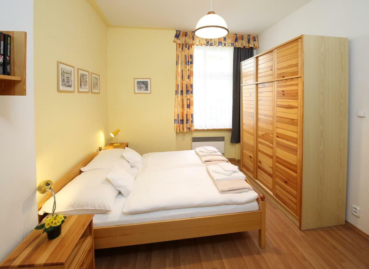 קרלובי וארי Apartman Ondrejska מראה חיצוני תמונה